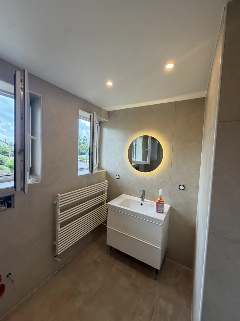 Salle de bain rénovée par Art & Style à Rohrbach-lès-Bitche